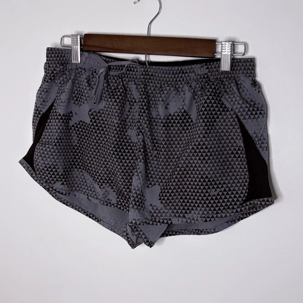 Nike Women's Medium Black and Gray Athletic Shorts